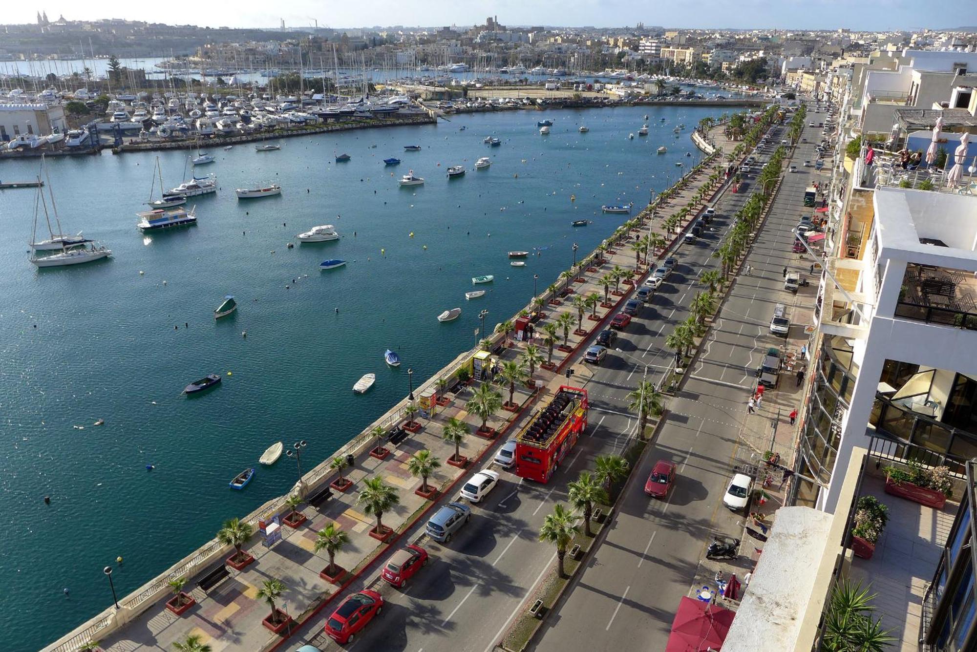 A Lovely 3 Bedroom, 3 Baths Home In The Centre Of Gzira By 360 Estates Exteriör bild